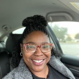 Meet your Posher, Erica